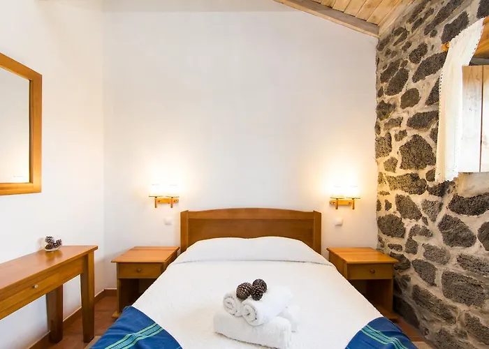 컨트리하우스 Casa Do Alambique Santa Luzia (Sao Roque do Pico)